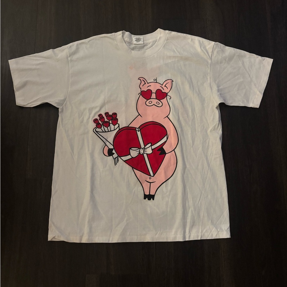 Vintage AOP Pig Heart Break Through T-shirt